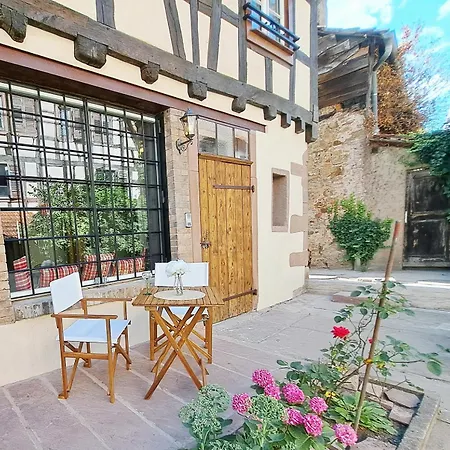 Les Bords De La Lauter, 1 Maison, 4 Appartements, Les De *